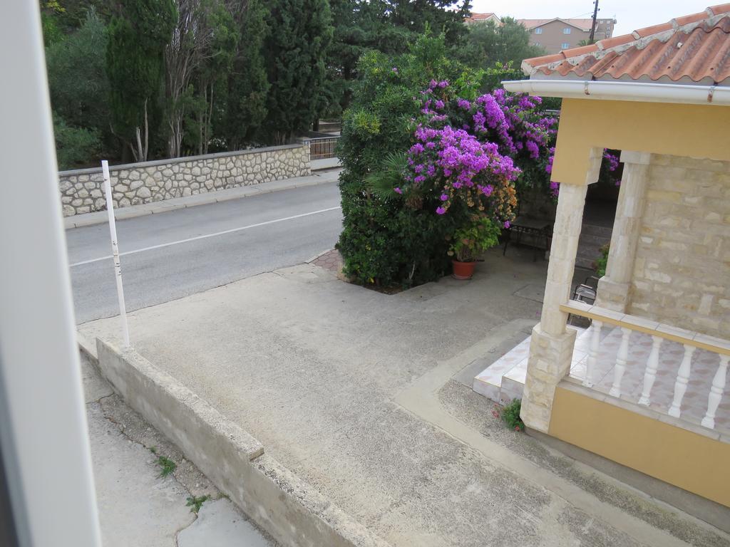 Guest House Miro Novalja Exterior foto